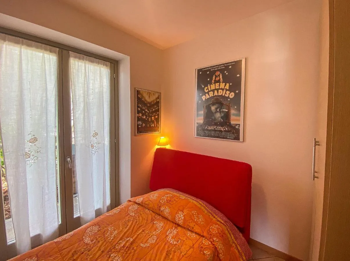 Apartamento Vista Paradiso I - Garten Ferienwohnung Perledo