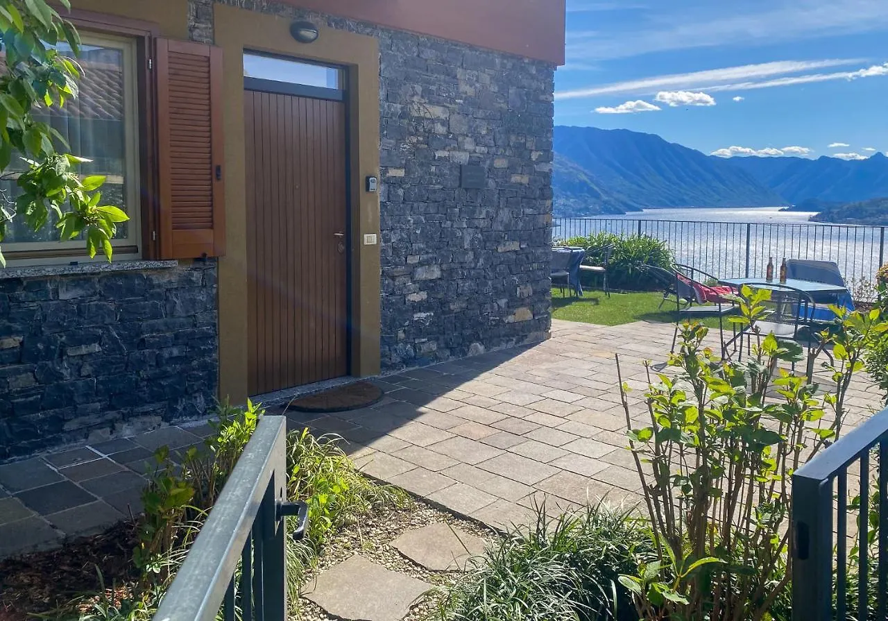 Apartamento Vista Paradiso I - Garten Ferienwohnung Perledo